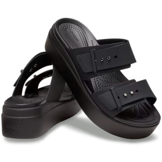 Brooklyn Buckle Low Wedge - black